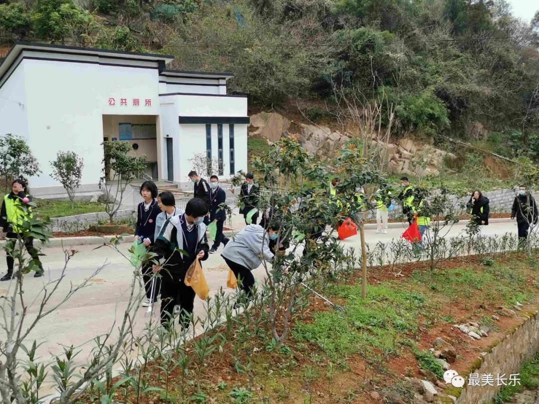我區(qū)開展“3·5”學雷鋒日志愿服務活動