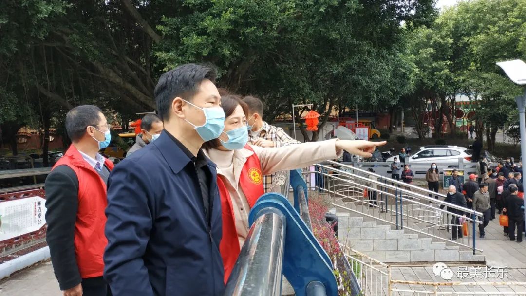 情系雷鋒月，愛滿三月天！我區(qū)多部門開展學(xué)雷鋒活動(dòng)