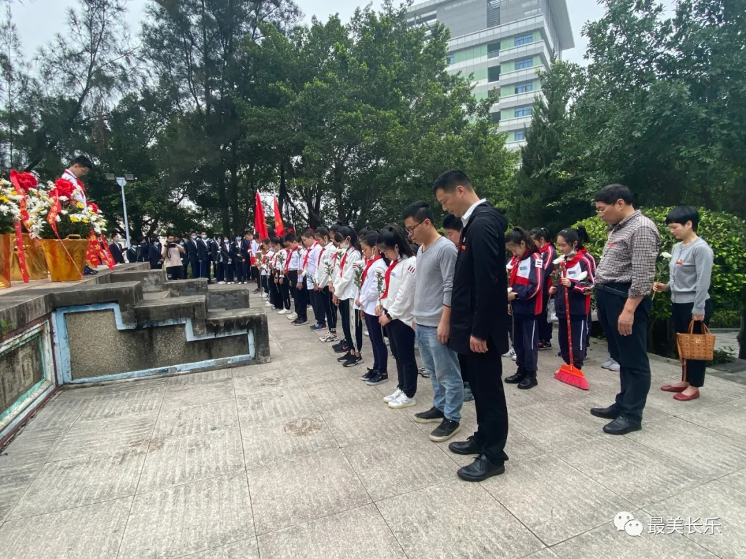 【網(wǎng)絡(luò)中國(guó)節(jié)?清明】清明祭英烈 豐碑勵(lì)前行