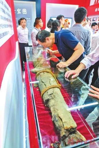 賞美景、品文化、吃美食 ......輕舟下猴嶼，平步上青云