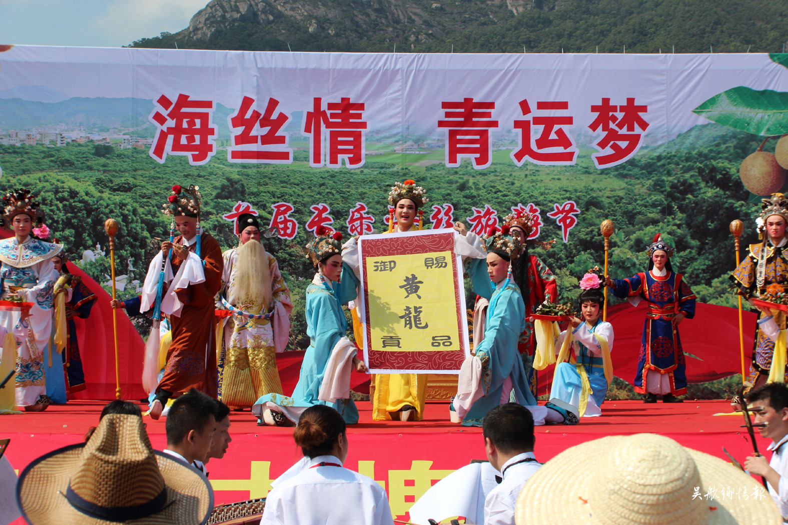 青山村：以省級(jí)文明村為新起點(diǎn) 建設(shè)幸福美麗新鄉(xiāng)村