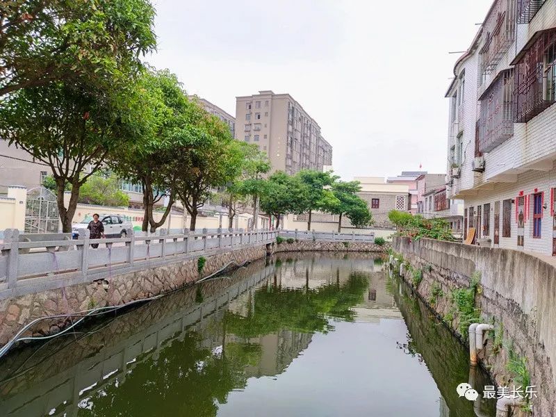 建在公園里的首峰村，在這里生活真讓人羨慕！