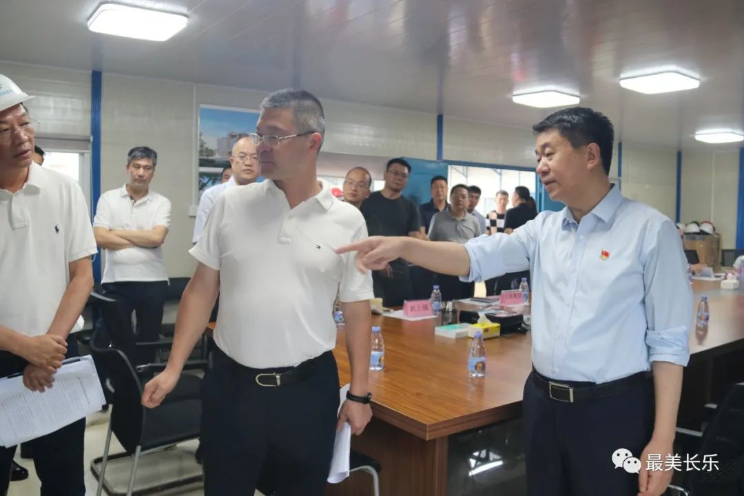 區(qū)領導開展“我為群眾辦實事”實踐活動