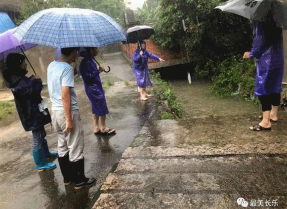 長樂：5900多名干部堅守 筑起抵御風(fēng)雨“鋼鐵防線”