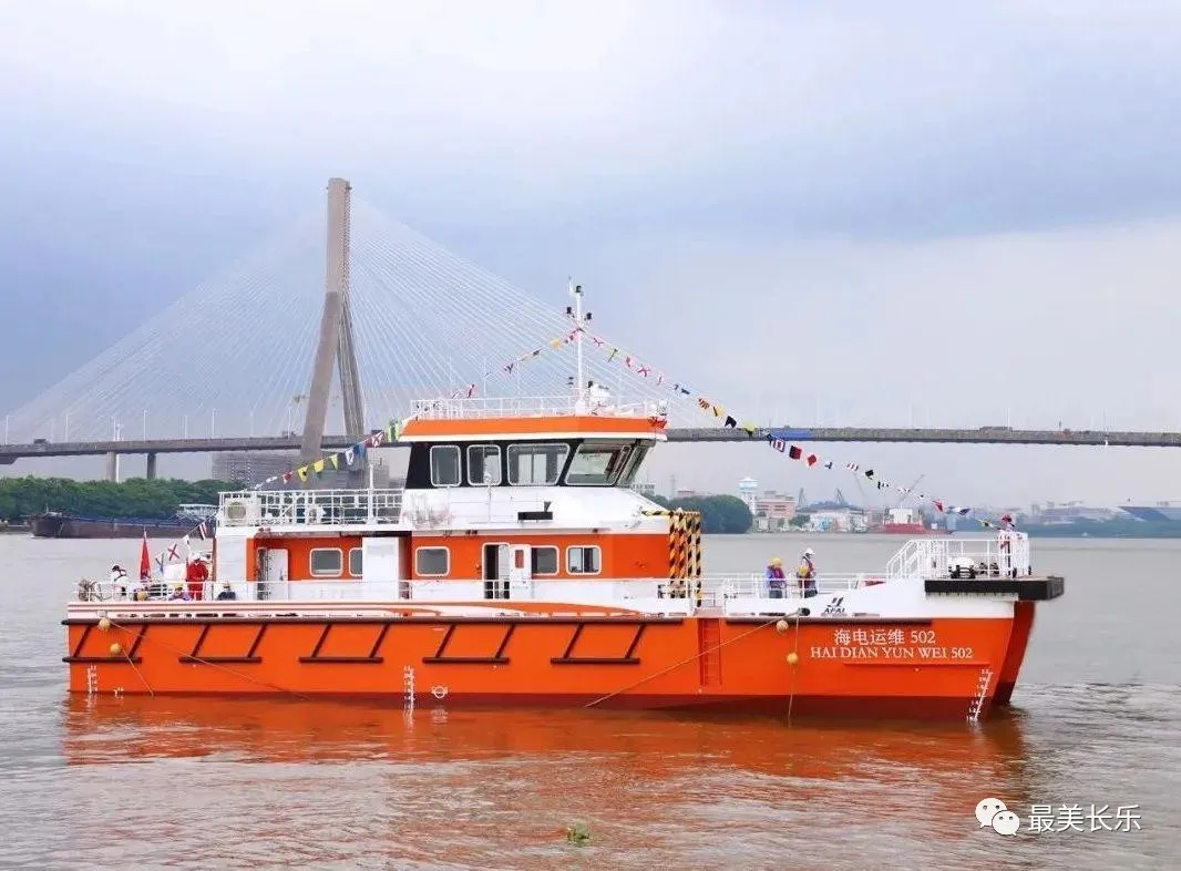 長樂：國內(nèi)首個外海深水區(qū)大機型海上風(fēng)電成功安裝