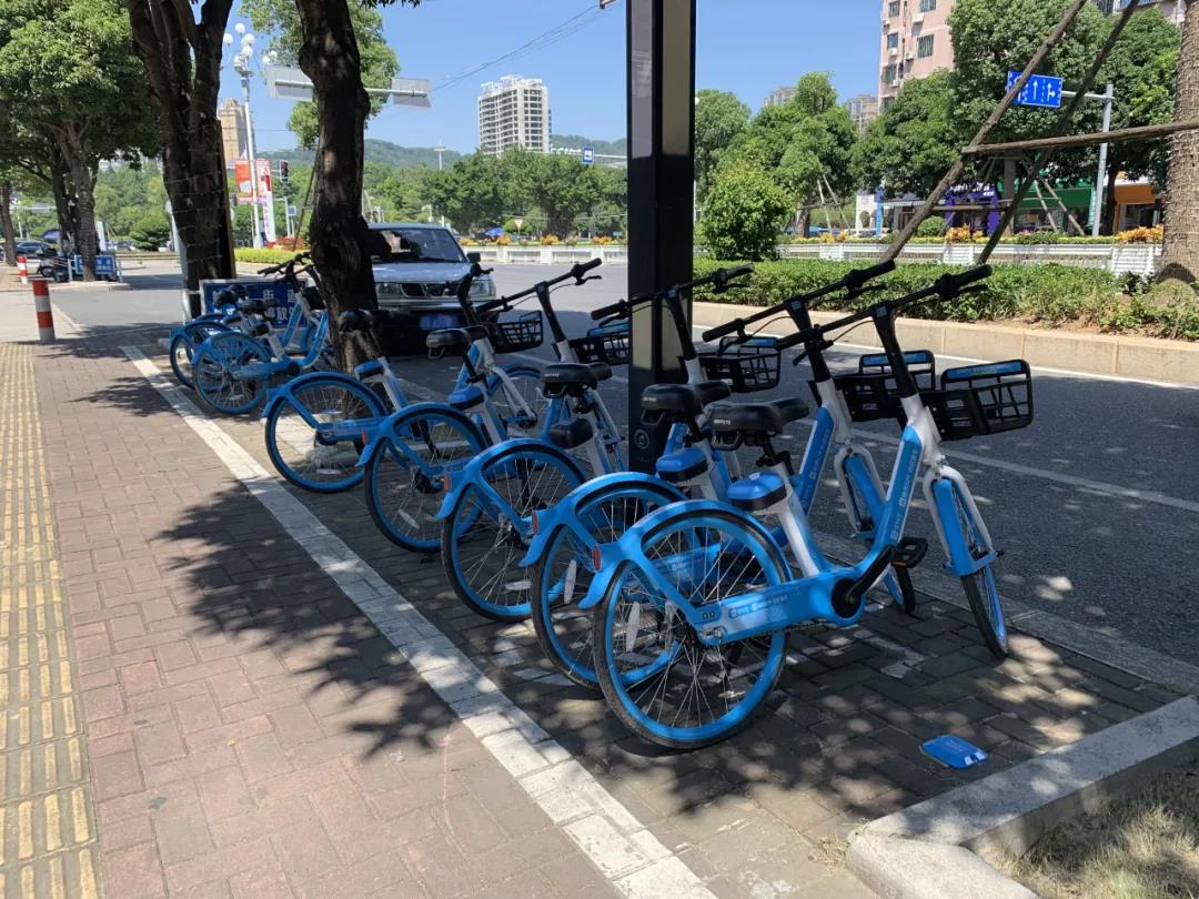 藍牙道釘“上崗”！助力共享單車文明歸位