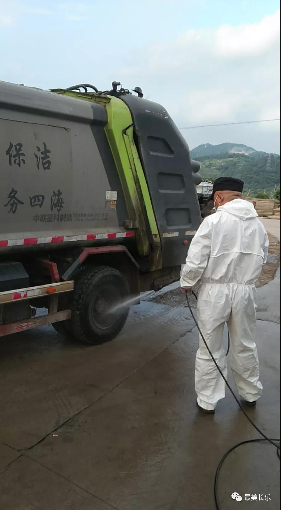 強(qiáng)化垃圾分類 助力疫情防控