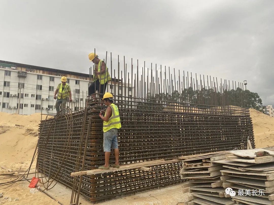 環(huán)湖路第二標(biāo)段已完成總工程量三分之一
