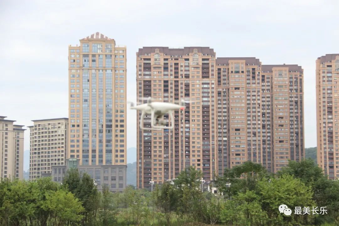 “河長助理”助力河長制 守護(hù)一方碧水