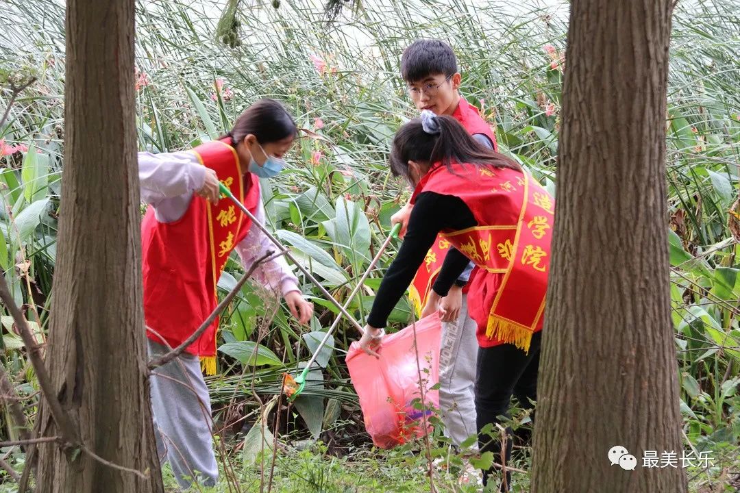 “河長助理”助力河長制 守護(hù)一方碧水