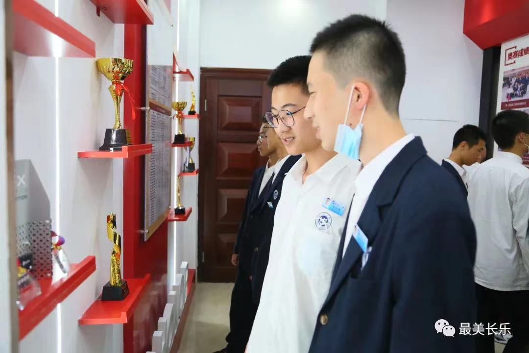 長樂一中學(xué)生館正式亮相
