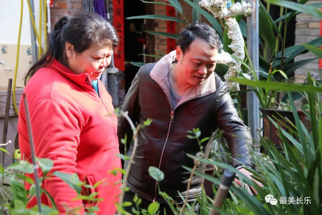 石頭打造溫馨“長(zhǎng)樂老家” 美好庭院靚起來