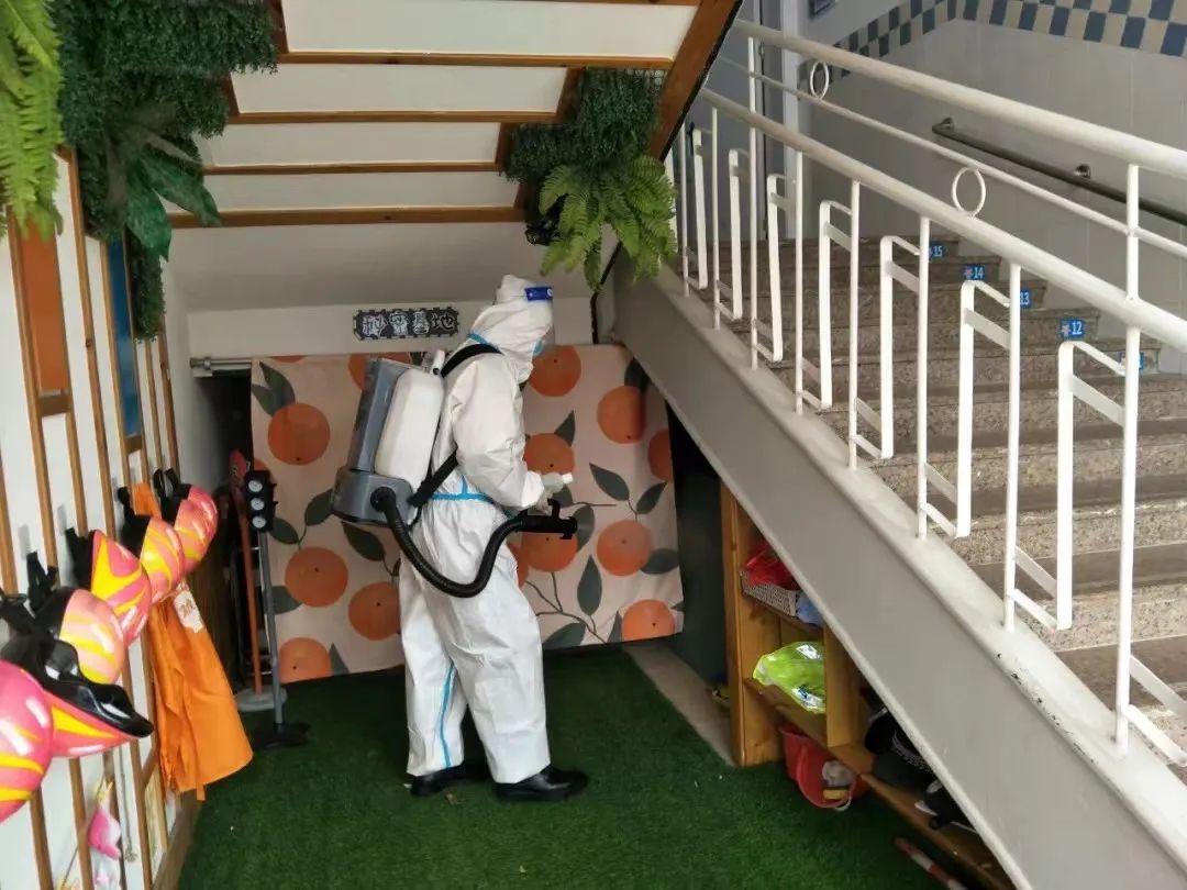 全力創(chuàng)建“無疫校園” 守護師生健康安全