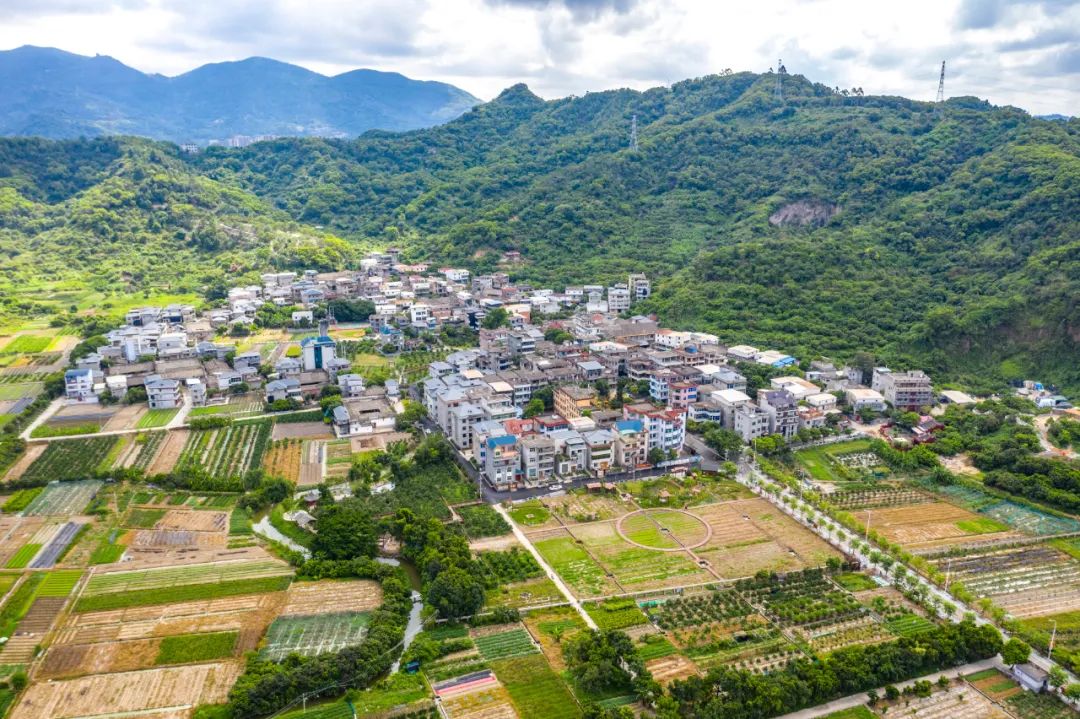 護(hù)河愛(ài)水齊參與 營(yíng)前再現(xiàn)幸福河