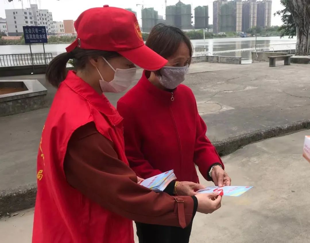 護(hù)河愛(ài)水齊參與 營(yíng)前再現(xiàn)幸福河