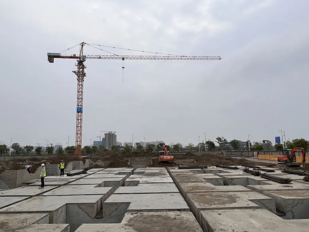 中國電信福建東南信息園二期C2#數(shù)據(jù)中心項目預(yù)計今年底完工