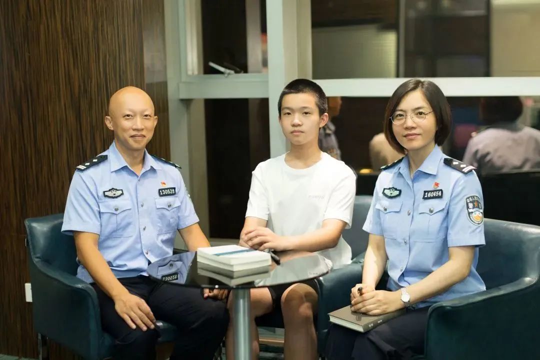 長樂這個(gè)警察家庭獲評(píng)全國最美家庭！
