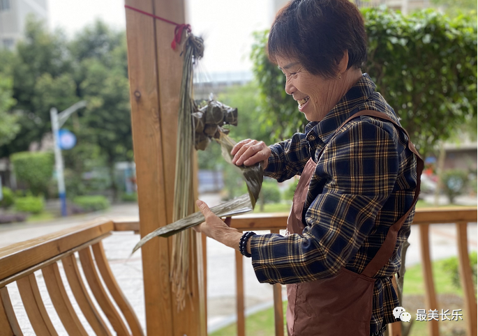 【網(wǎng)絡中國節(jié)·端午】包粽子、做香囊、文藝表演……長樂“花式”迎端午