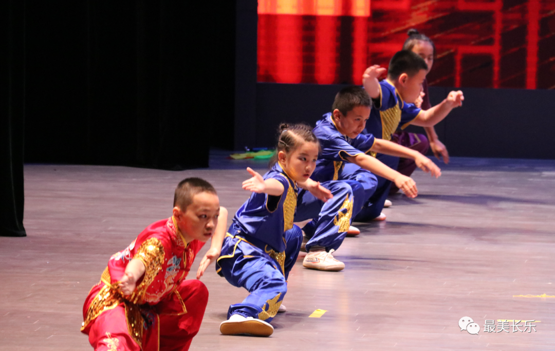 以武會(huì)友！兩岸武術(shù)界在航展演傳統(tǒng)武術(shù)！