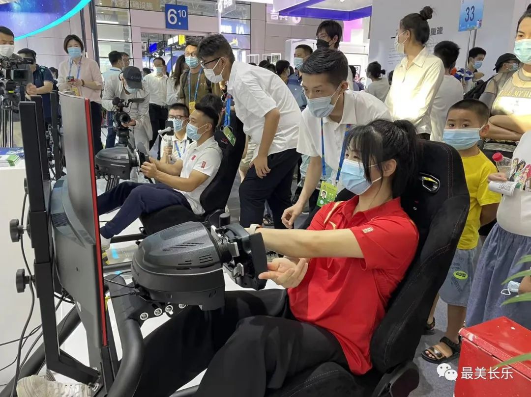 數(shù)智人！AI“換臉”！世界冠軍點(diǎn)贊！