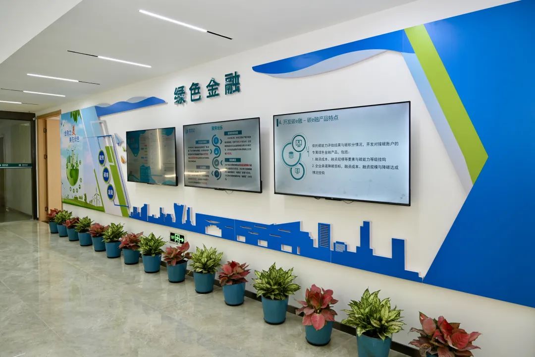 砥礪十年，他們點(diǎn)亮的不僅是萬家燈火，還有……