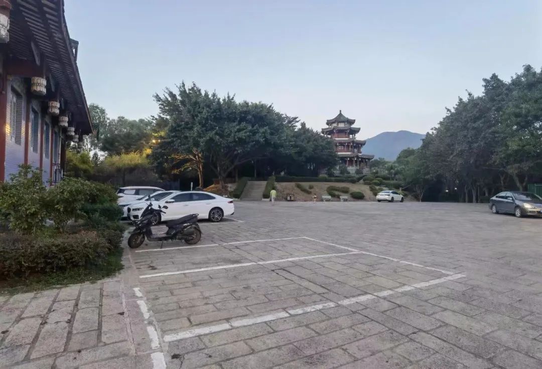 城區(qū)這兩處停車場要收費(fèi)了！下周一起！