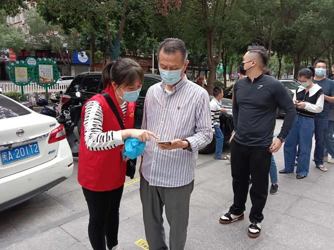暖心！女兒為抗疫一線的媽媽點贊“加分”