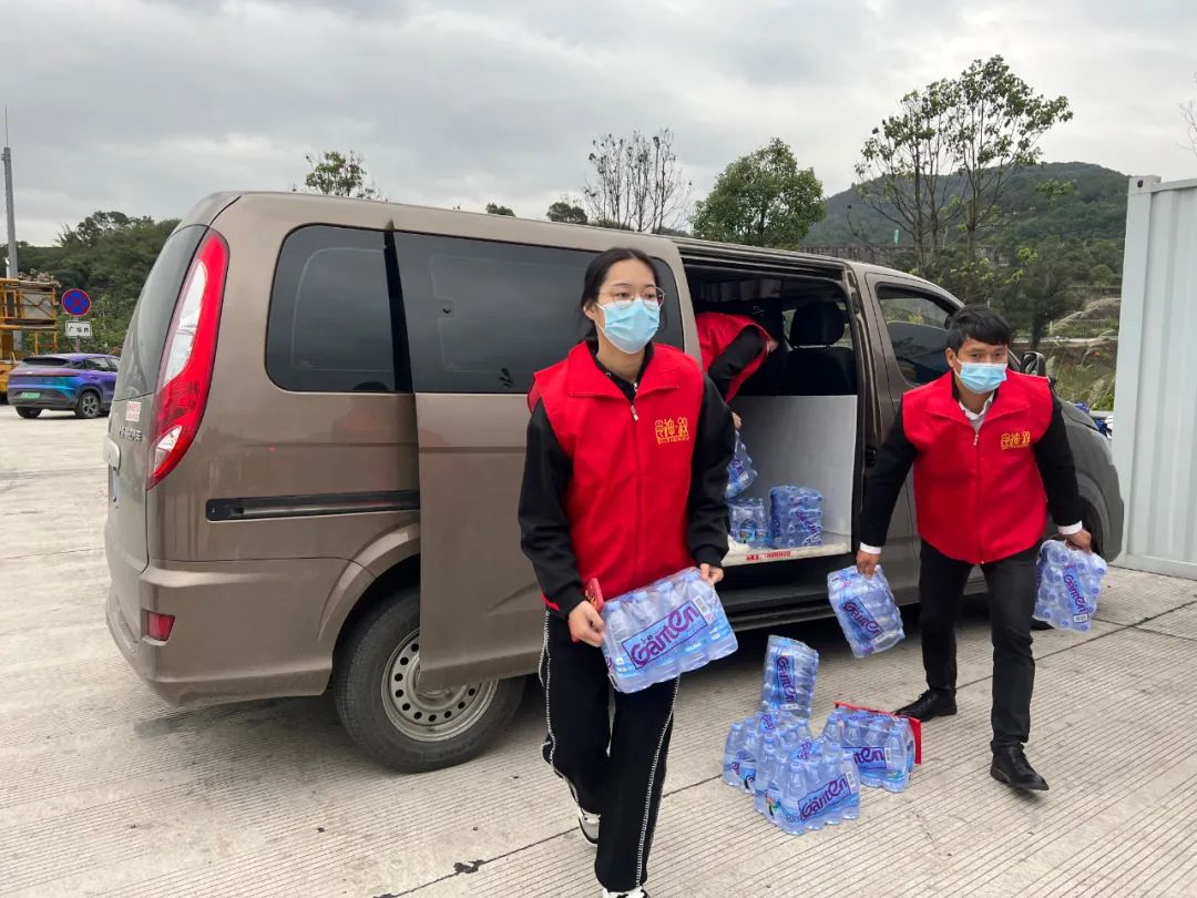 被暖到！長樂防疫一線這些“雙向奔赴的愛”！