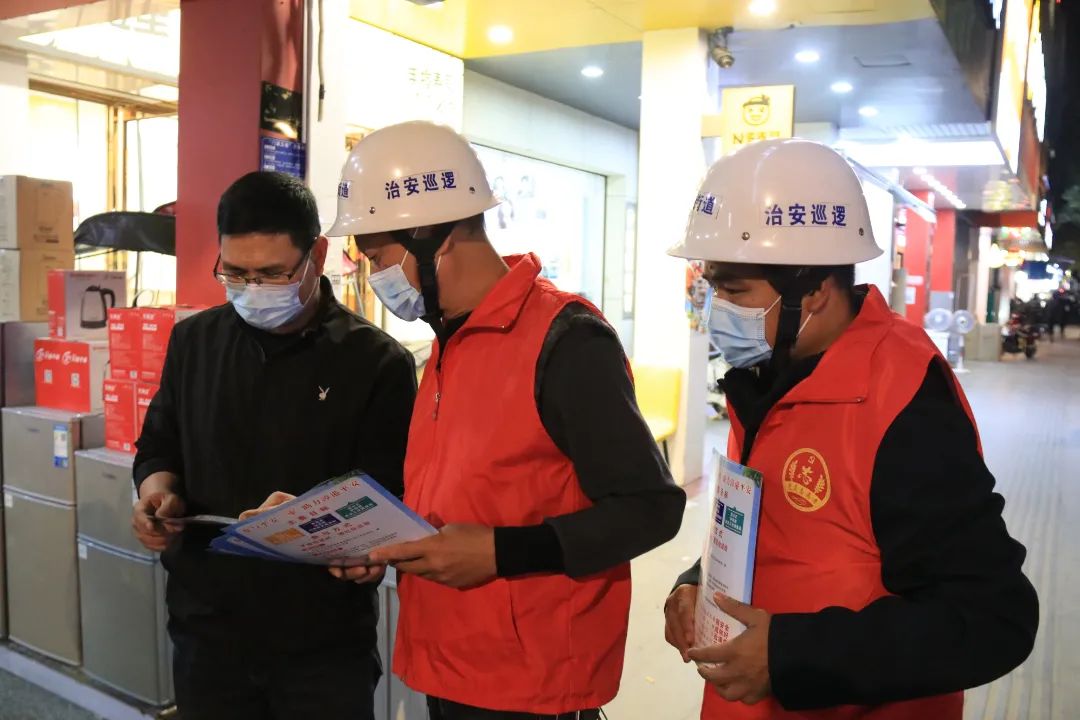 群眾滿意，是平安建設(shè)最好的“答卷”！他們這樣說……