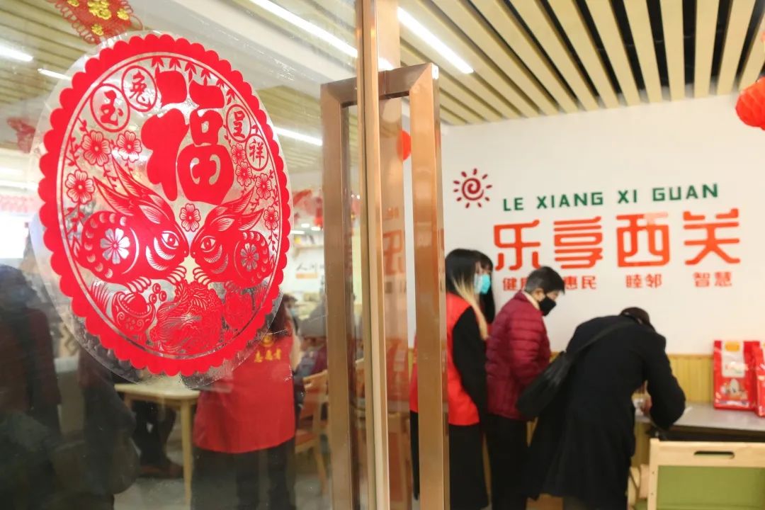 【網(wǎng)絡(luò)中國節(jié)?春節(jié)】從舌尖到心間！這份團(tuán)圓飯，夠暖！