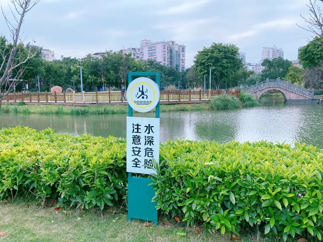 【網(wǎng)絡(luò)中國節(jié)?春節(jié)】新春走基層丨做文明旅游行動派，最靚的風(fēng)景就是你~