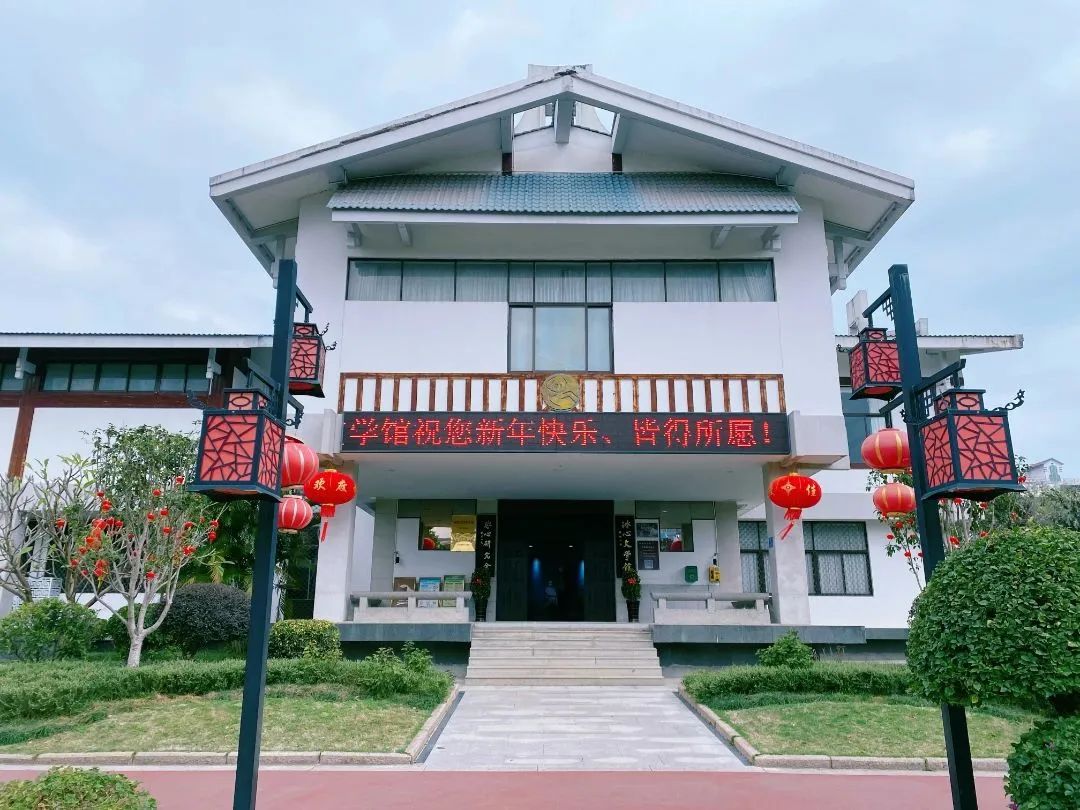 【網(wǎng)絡(luò)中國節(jié)?春節(jié)】新春走基層丨做文明旅游行動派，最靚的風(fēng)景就是你~