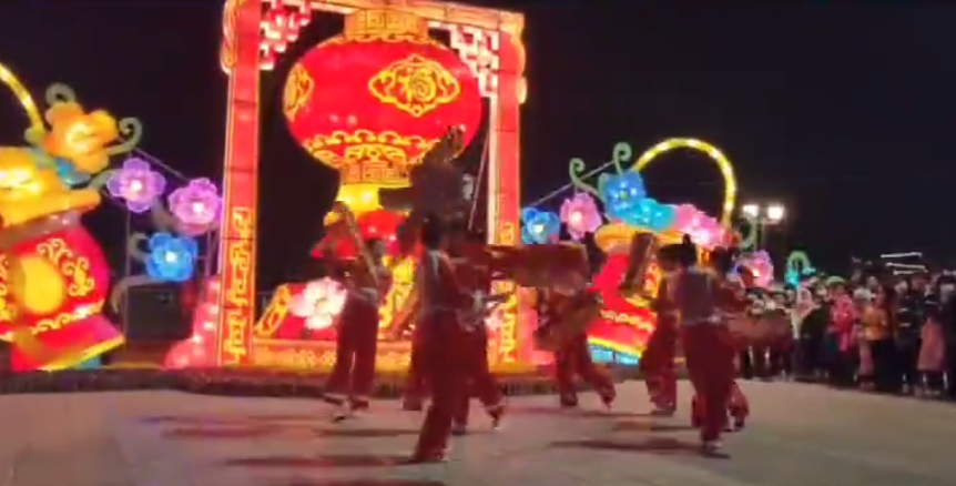 元宵節(jié)賞燈這個地方再也藏不住了