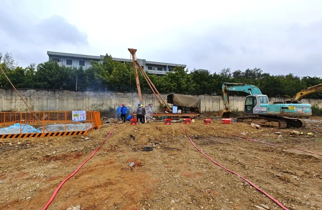 直通下沙海濱度假村！國(guó)道G228線港西特大橋首樁順利開(kāi)鉆