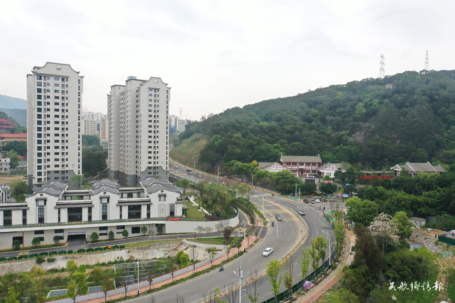 東鶴路口至鰲山路口連接管工程施工已過(guò)半