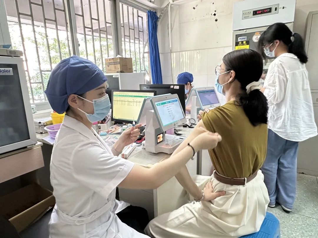 @長樂人，已開打！國內(nèi)首款！40歲以上人群可接種！