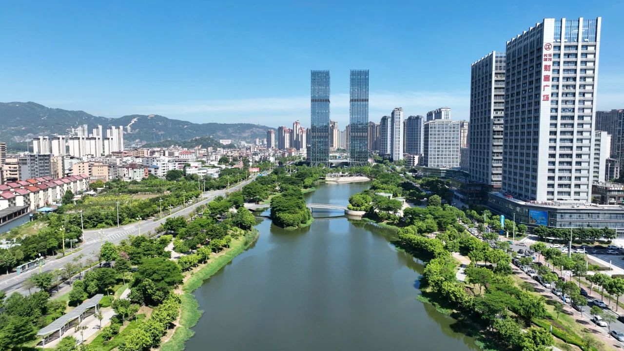 以獎(jiǎng)促學(xué)！長(zhǎng)樂這個(gè)鎮(zhèn)為學(xué)子筑夢(mèng)起航……