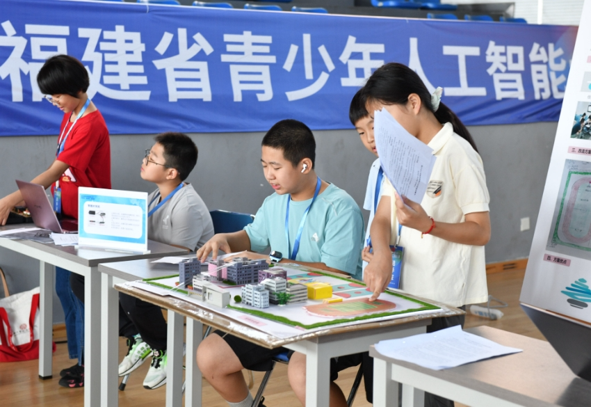 戰(zhàn)績輝煌！243名選手決戰(zhàn)僑中