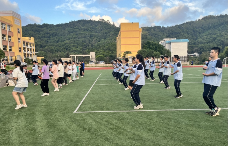 讓孩子在家門(mén)口“上好學(xué)”，長(zhǎng)樂(lè)這個(gè)鎮(zhèn)是如何做的！