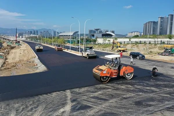 國(guó)慶奮斗不打烊！長(zhǎng)樂(lè)各項(xiàng)目搶抓施工“火力足”