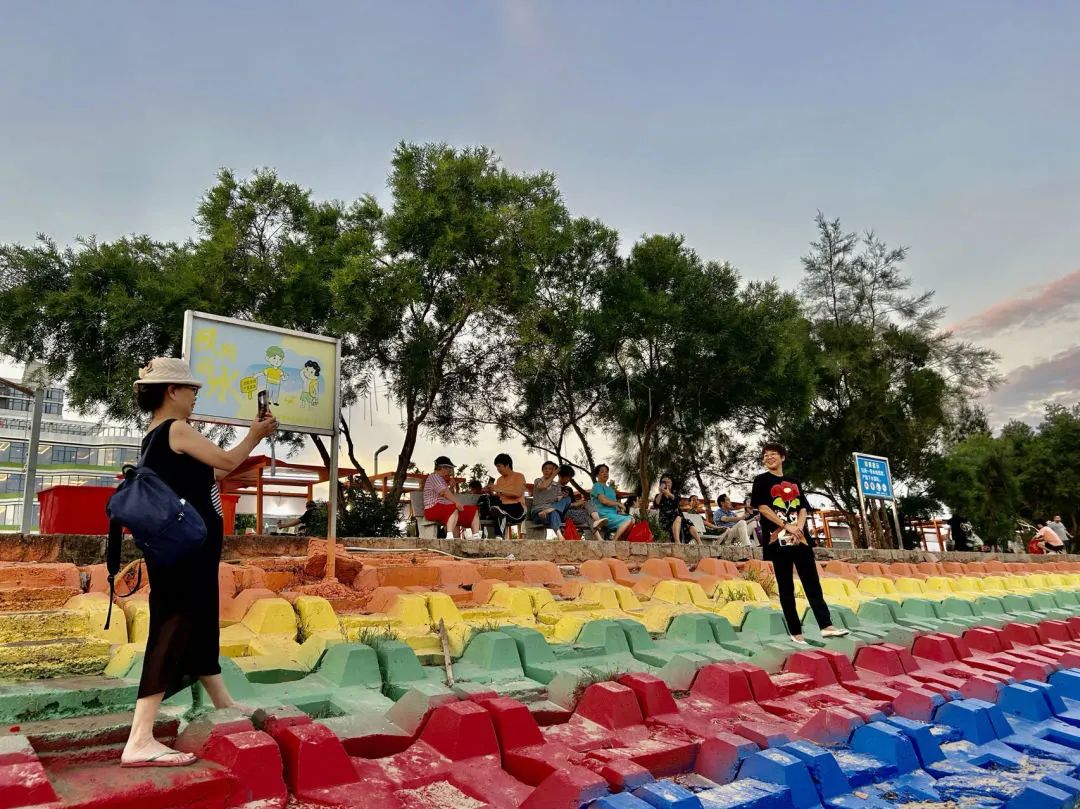 海灘夜市你逛過(guò)嗎？來(lái)長(zhǎng)樂(lè)這里！嗨吃嗨玩歡樂(lè)不斷……