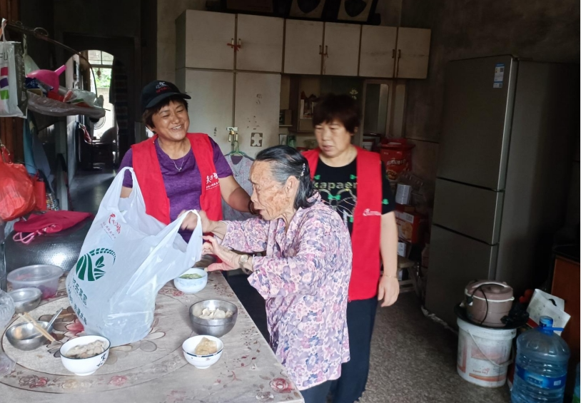 “微服務(wù)”釋放“大能量”！他們將主題教育成果轉(zhuǎn)化成為民服務(wù)實(shí)效……
