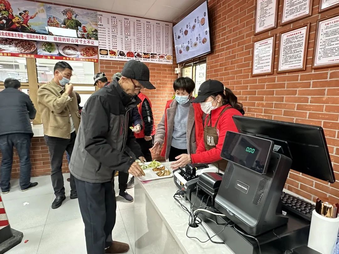首家省級(jí)示范！長(zhǎng)樂(lè)這家“美味與顏值”并存的食堂開(kāi)業(yè)啦！