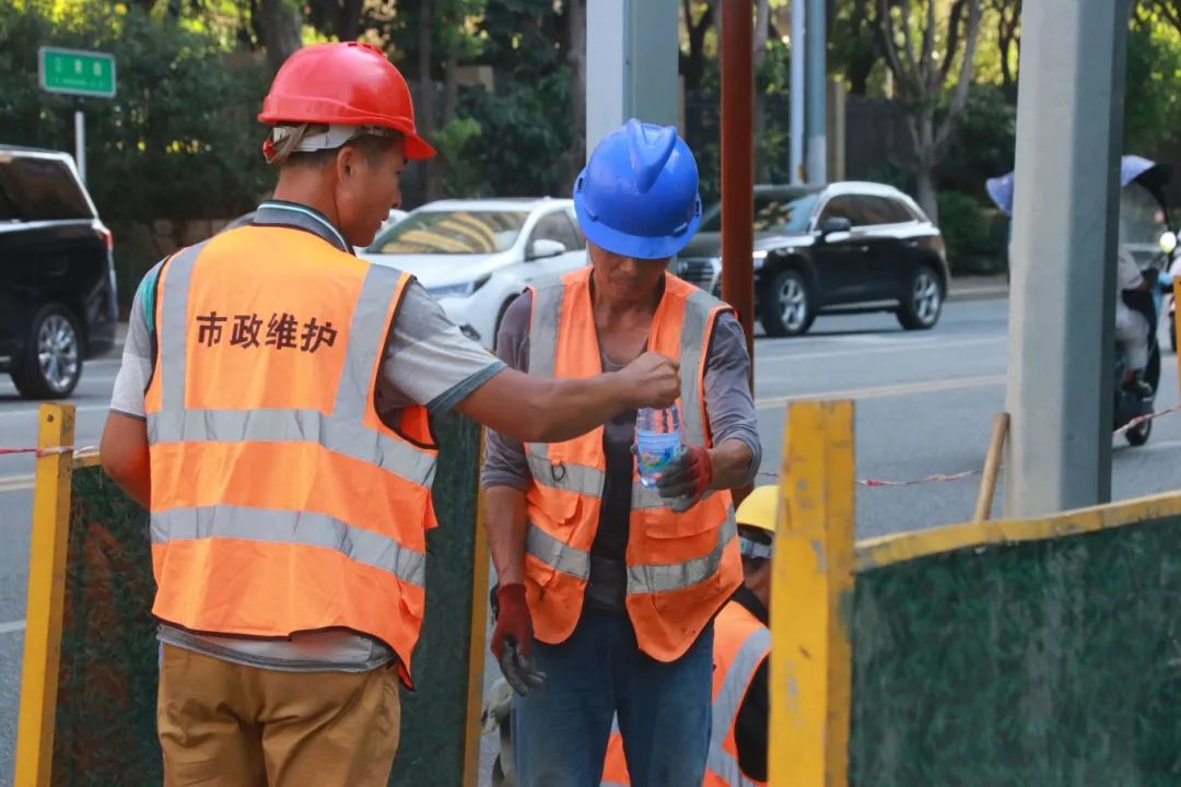 熱到和吐魯番“肩并肩”！長樂這群人不服“暑”！