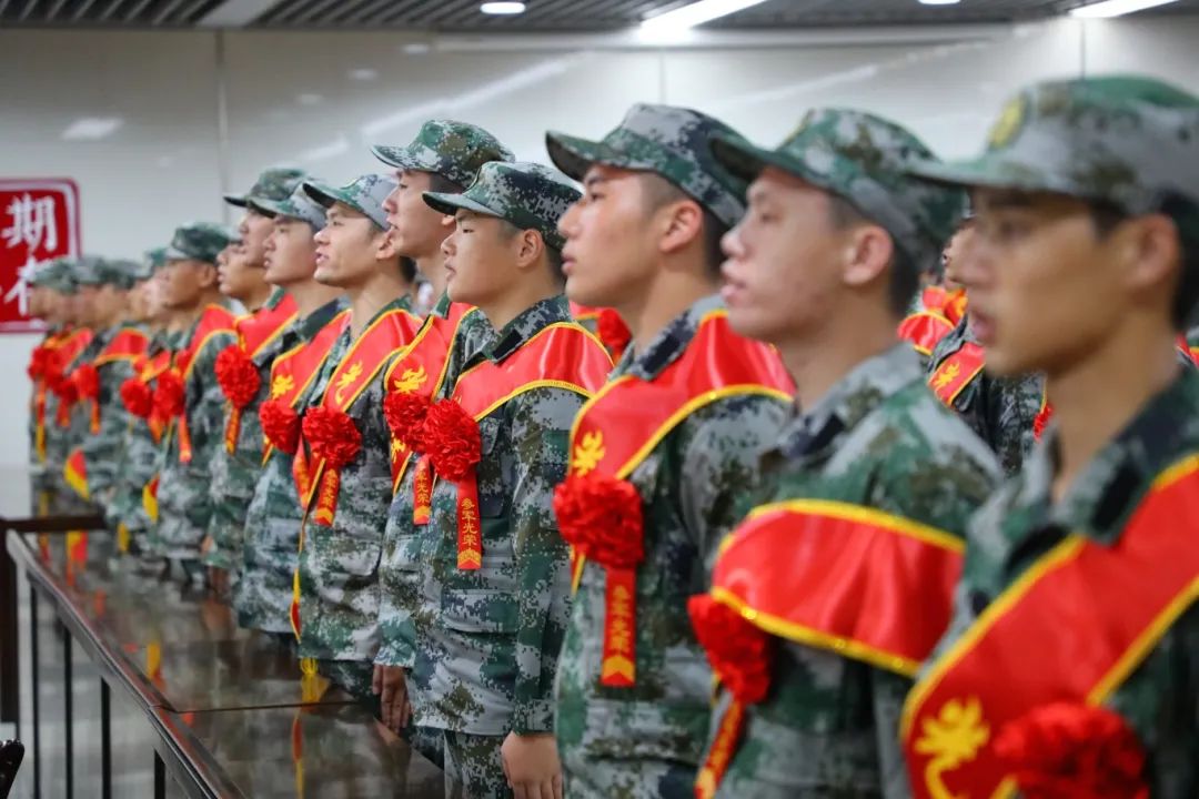 出征！長樂百名熱血男兒奔赴軍營！