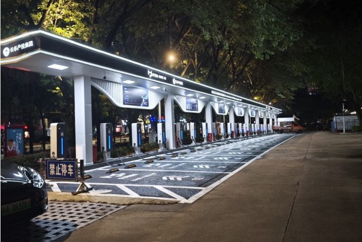 低至0.15元/度電，還能免費(fèi)停車！長樂城區(qū)這個超充站投用