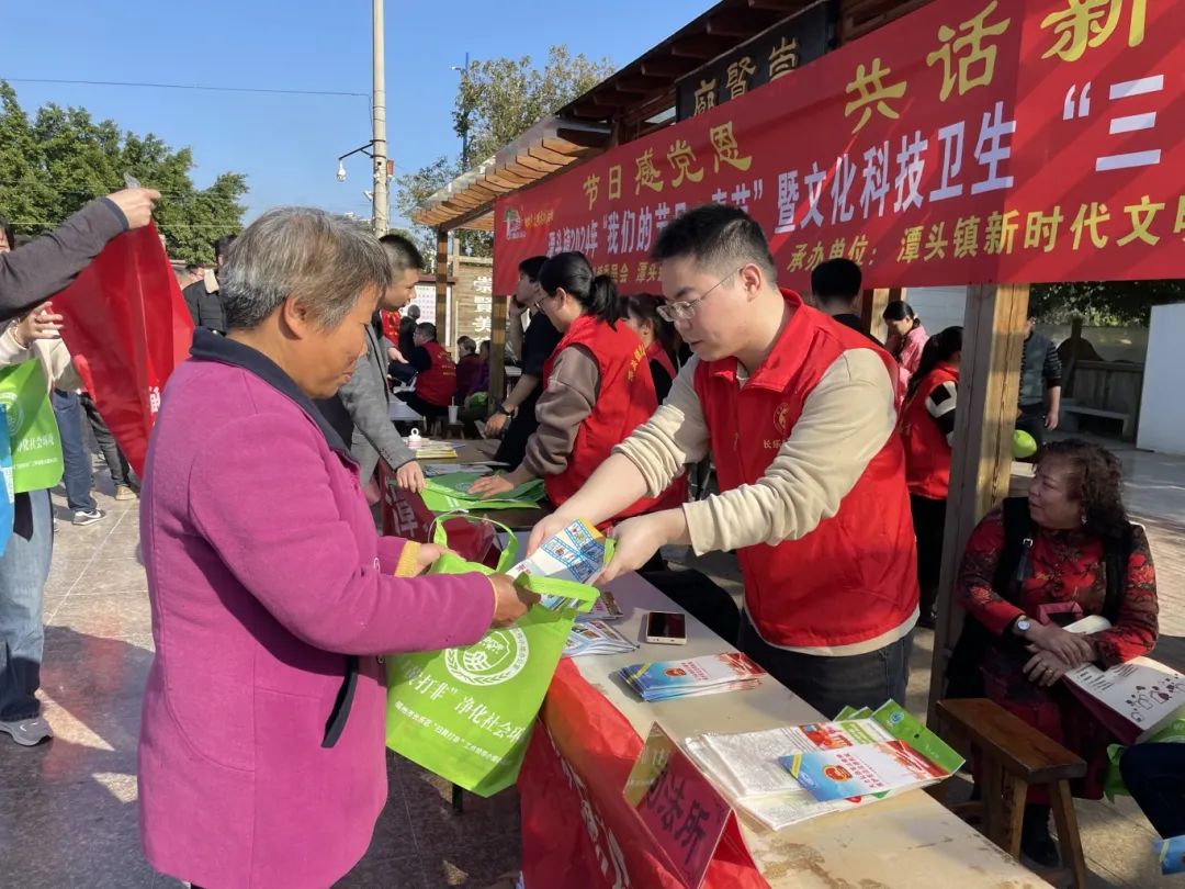 暢通法律“直通車”，他們一直在路上！