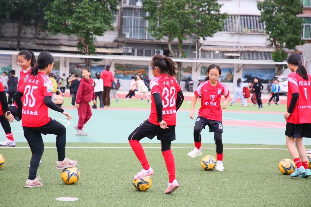 颯！長樂這群女孩：“未來想進(jìn)國家隊(duì)！”