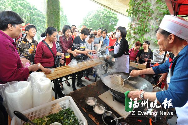 千余市民品嘗鼎邊“做夏”