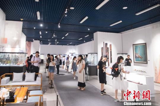 《非遺的美好生活》展福州開(kāi)幕 傳統(tǒng)工藝走進(jìn)美好生活